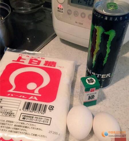 敢吃嗎？島國人竟用飲料煮出綠色雞蛋！